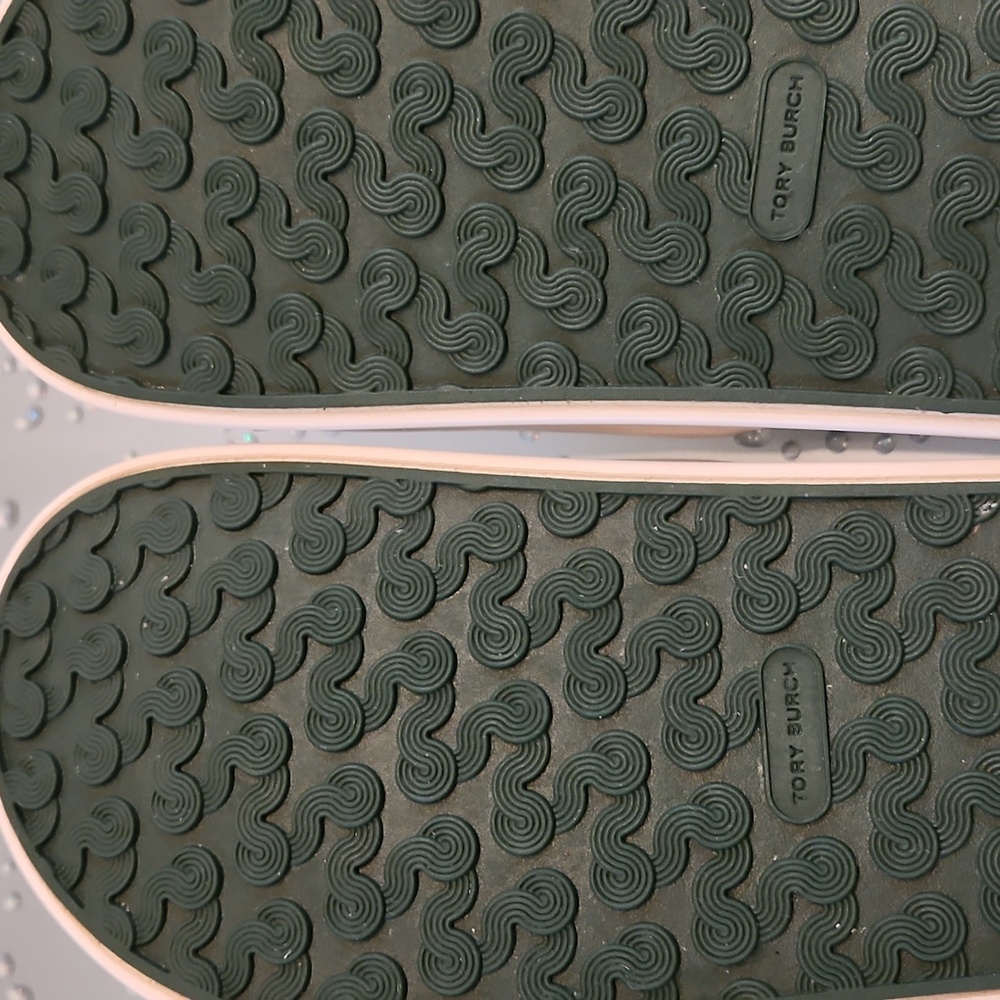 Authentic Tory Burch White Leather Slides with Colorful Emblem - Picture 4 of 4